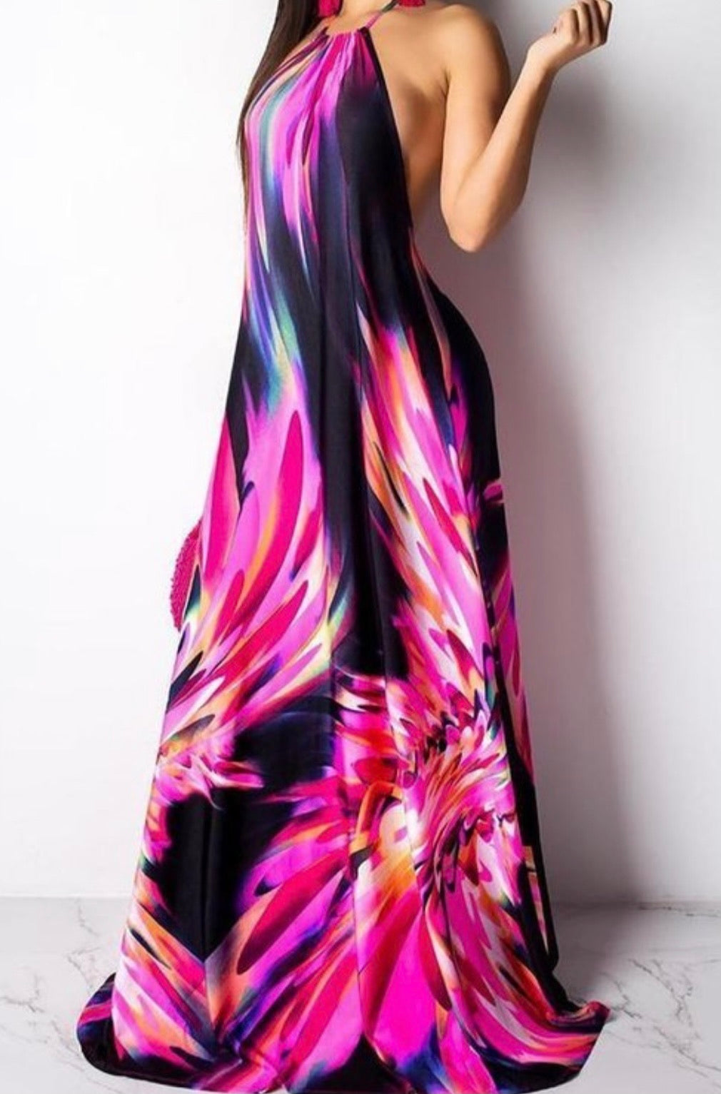 Angelic Baddie Ruched Backless Floral Dress - Baddie Kouture Boutique