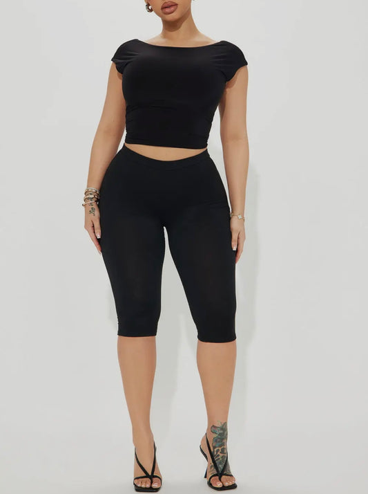 Ms. Lee Baddie Capri Leggings