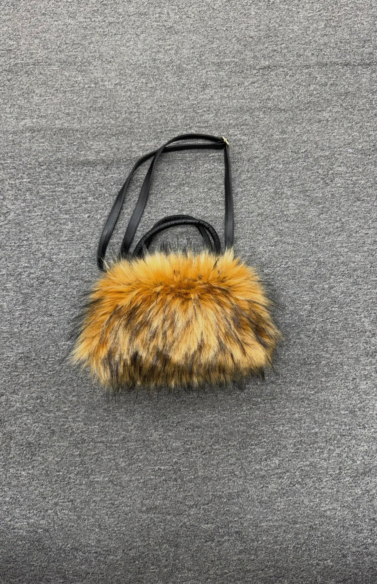 Baddie Fur Purse