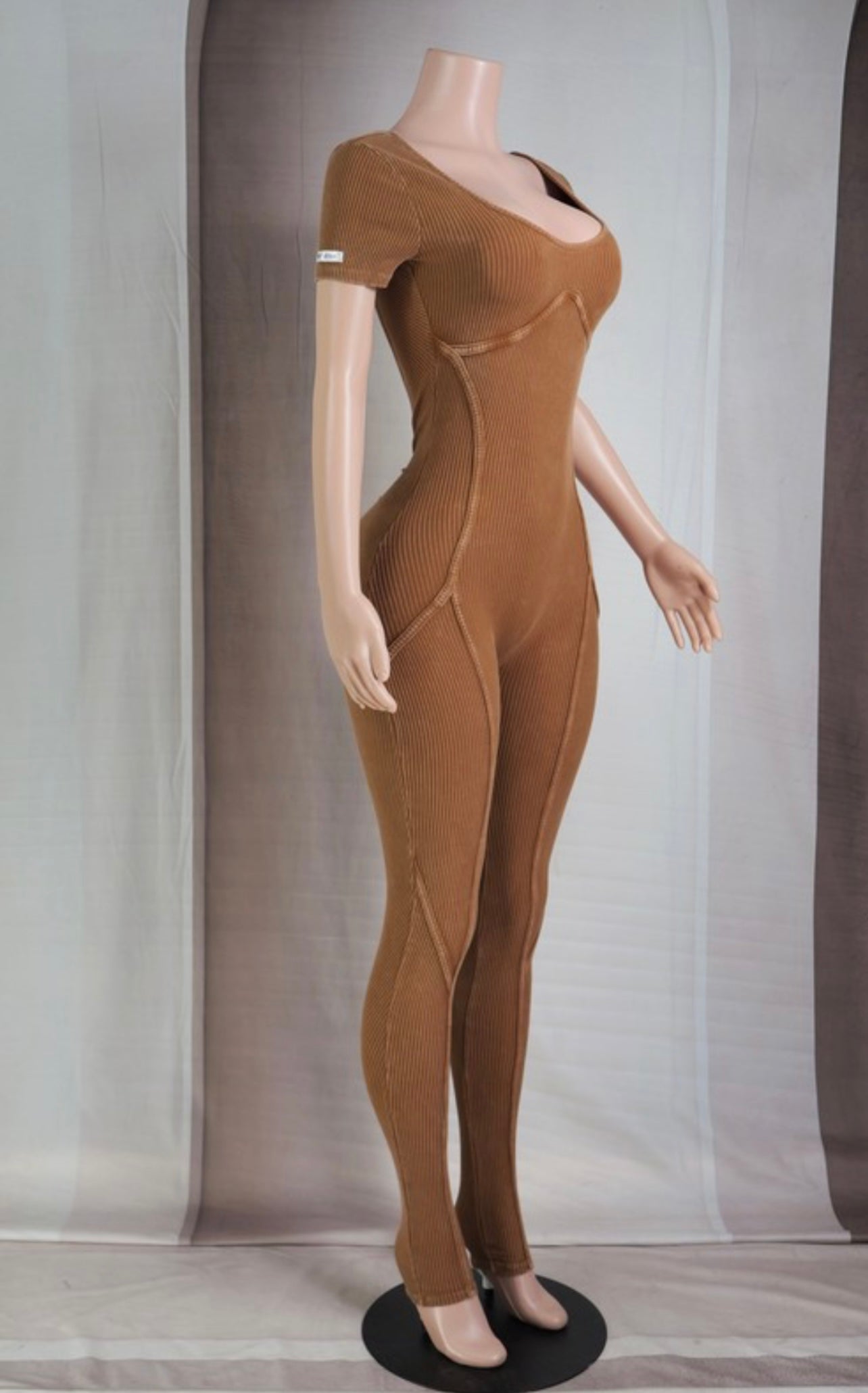 Crushing On You Baddie Jumpsuit - Baddie Kouture Boutique 