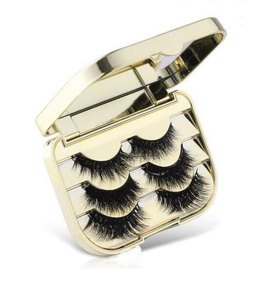 Baddie On the Go Travel Lash Box - Baddie Kouture Boutique 