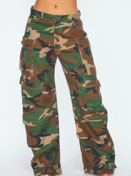 Camo Baddie Oversized Cargo Jeans - Baddie Kouture Boutique 